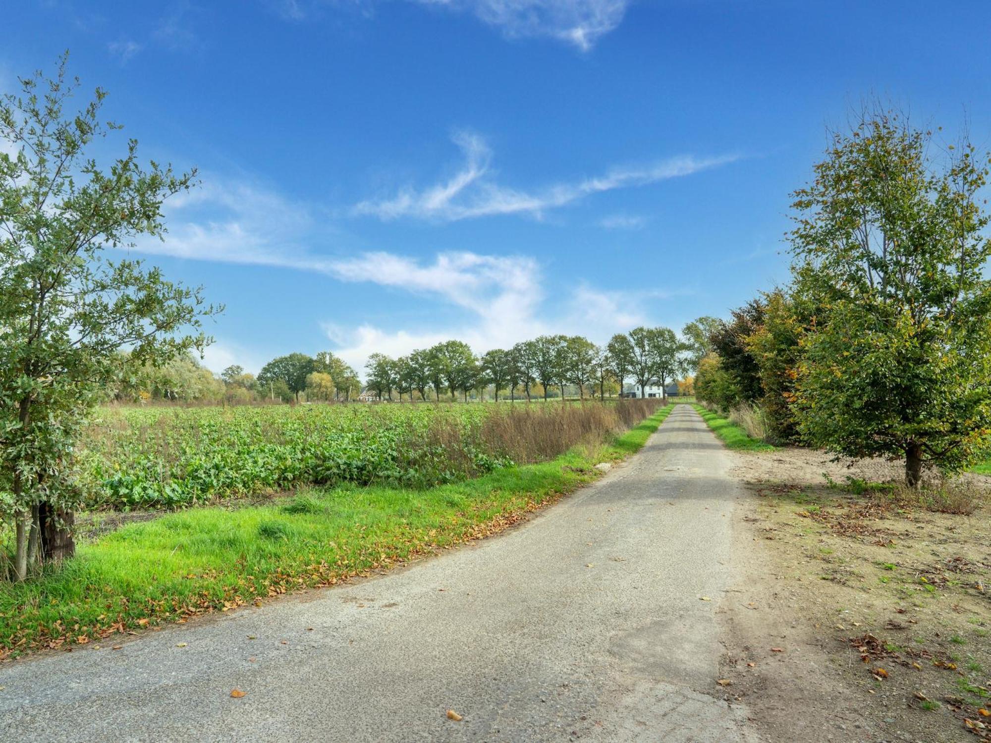 Spacious Farmhouse In Silvolde With Garden 外观 照片