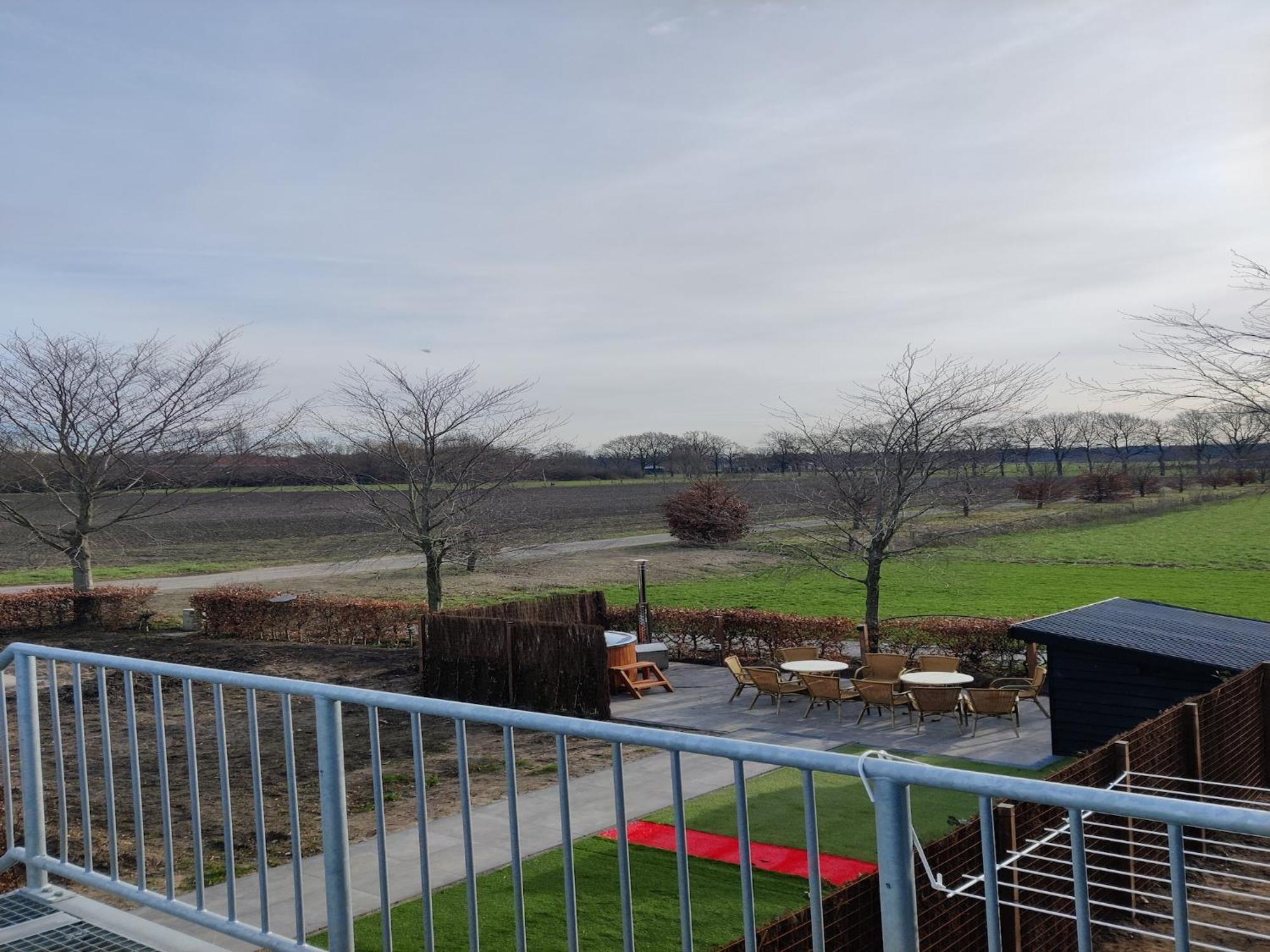 Spacious Farmhouse In Silvolde With Garden 外观 照片